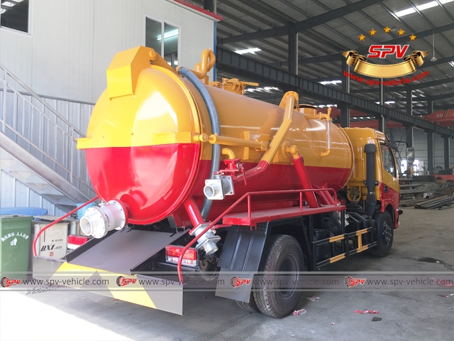 6,000 litres Sewer Vacuum truck Dongfeng-RB